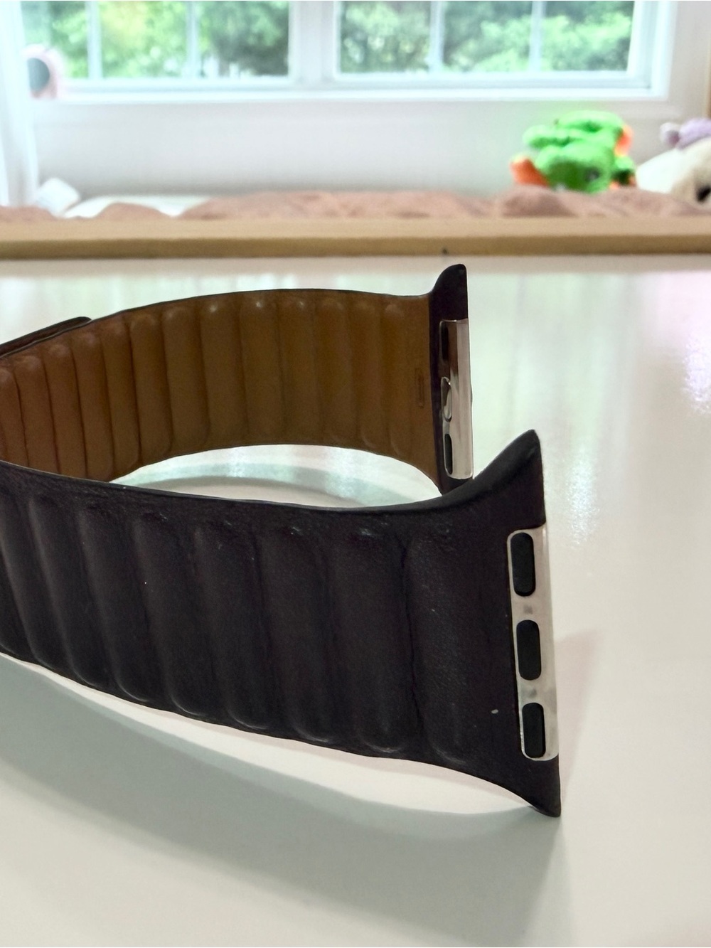 Apple Genuine Leather Band for Apple Watch 45mm in Dark Cherry Size S/M - Picture 11 of 14